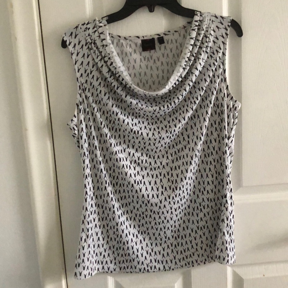 A Rafaela shirt